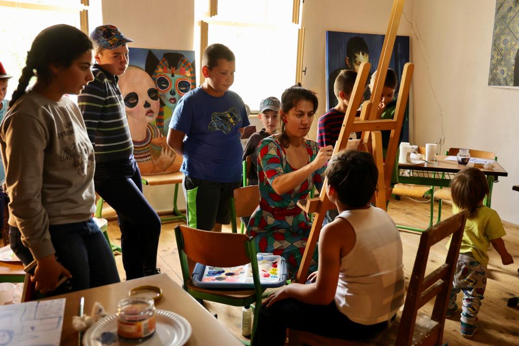 Painting workshop in Viscri